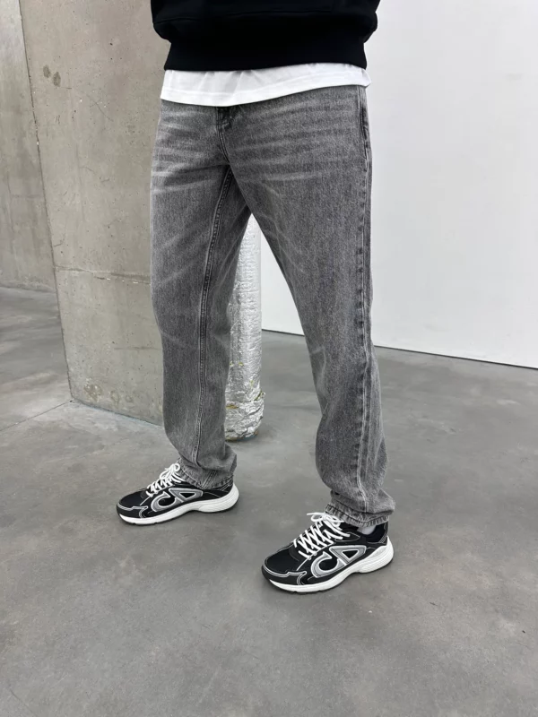 Essential Straight Leg Jeans - Washed Grey - Image 4