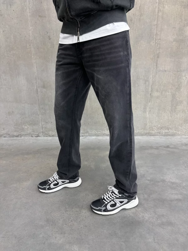 Essential Straight Leg Jeans - Washed Black - Image 4