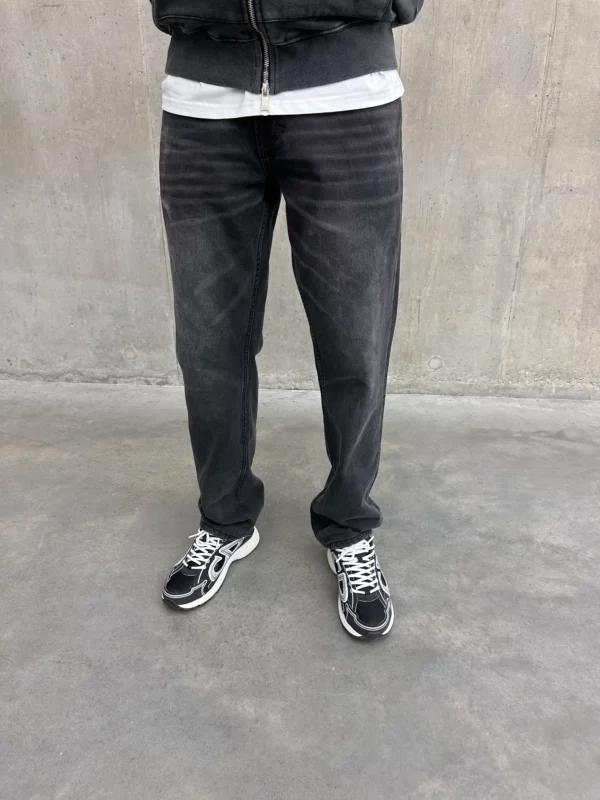 Essential Straight Leg Jeans - Washed Black - Image 6