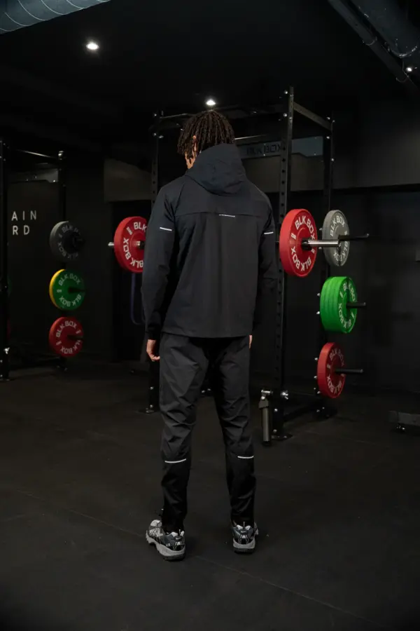 Performance Windrunner - Black - Image 4