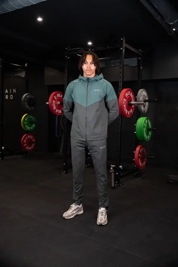 Performance Windrunner - Green - Image 4