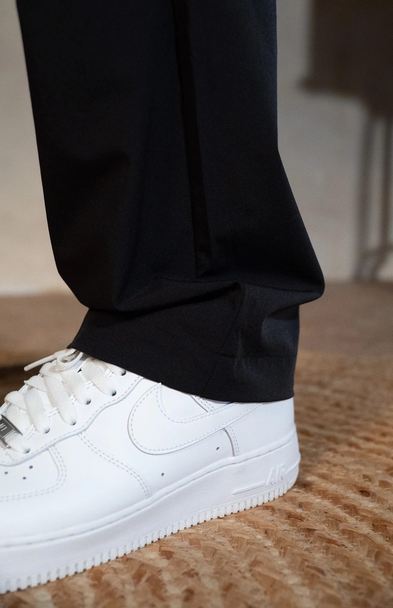 Essential Everyday Pants - Black - Image 5