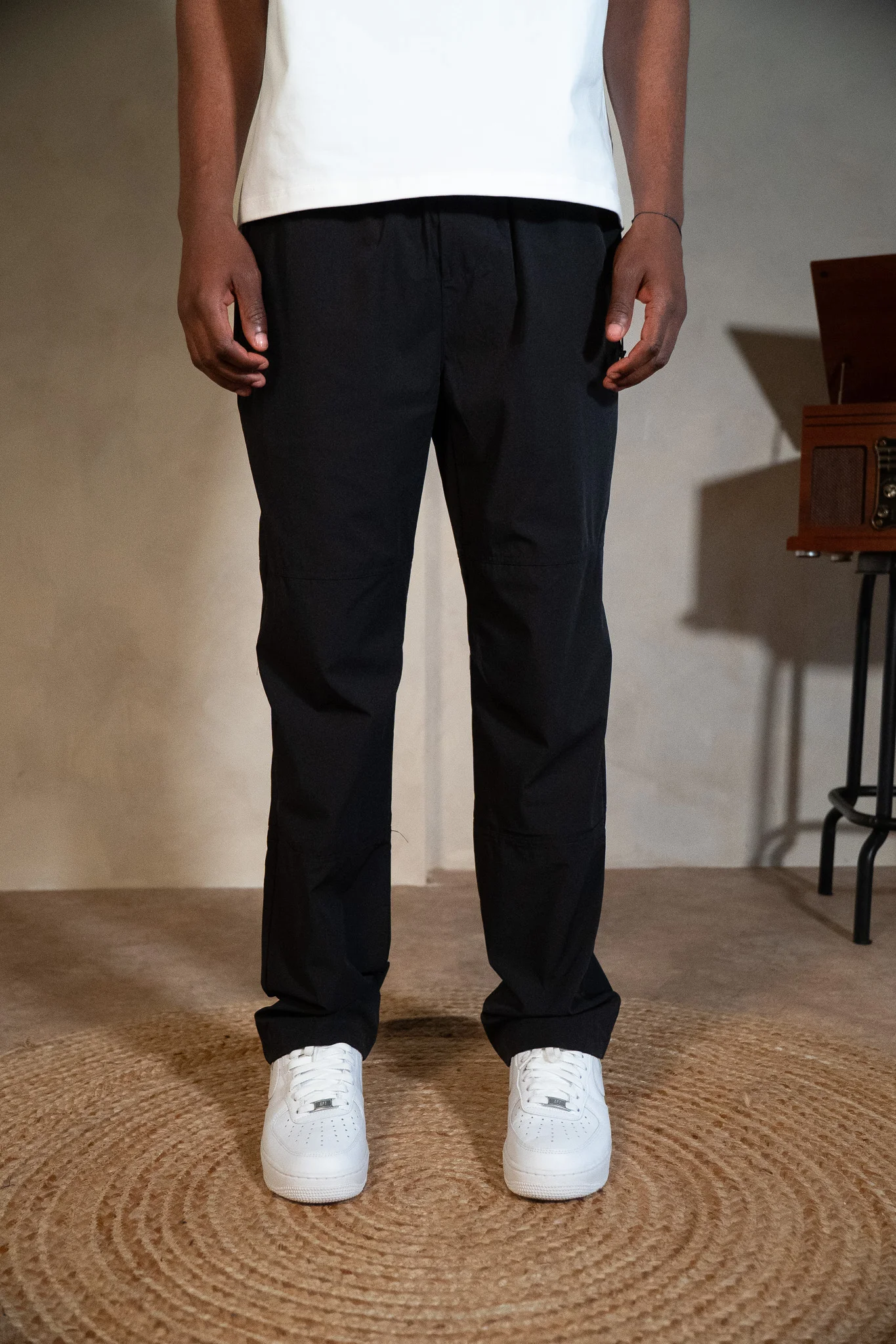 Essential Everyday Pants - Black - Image 3