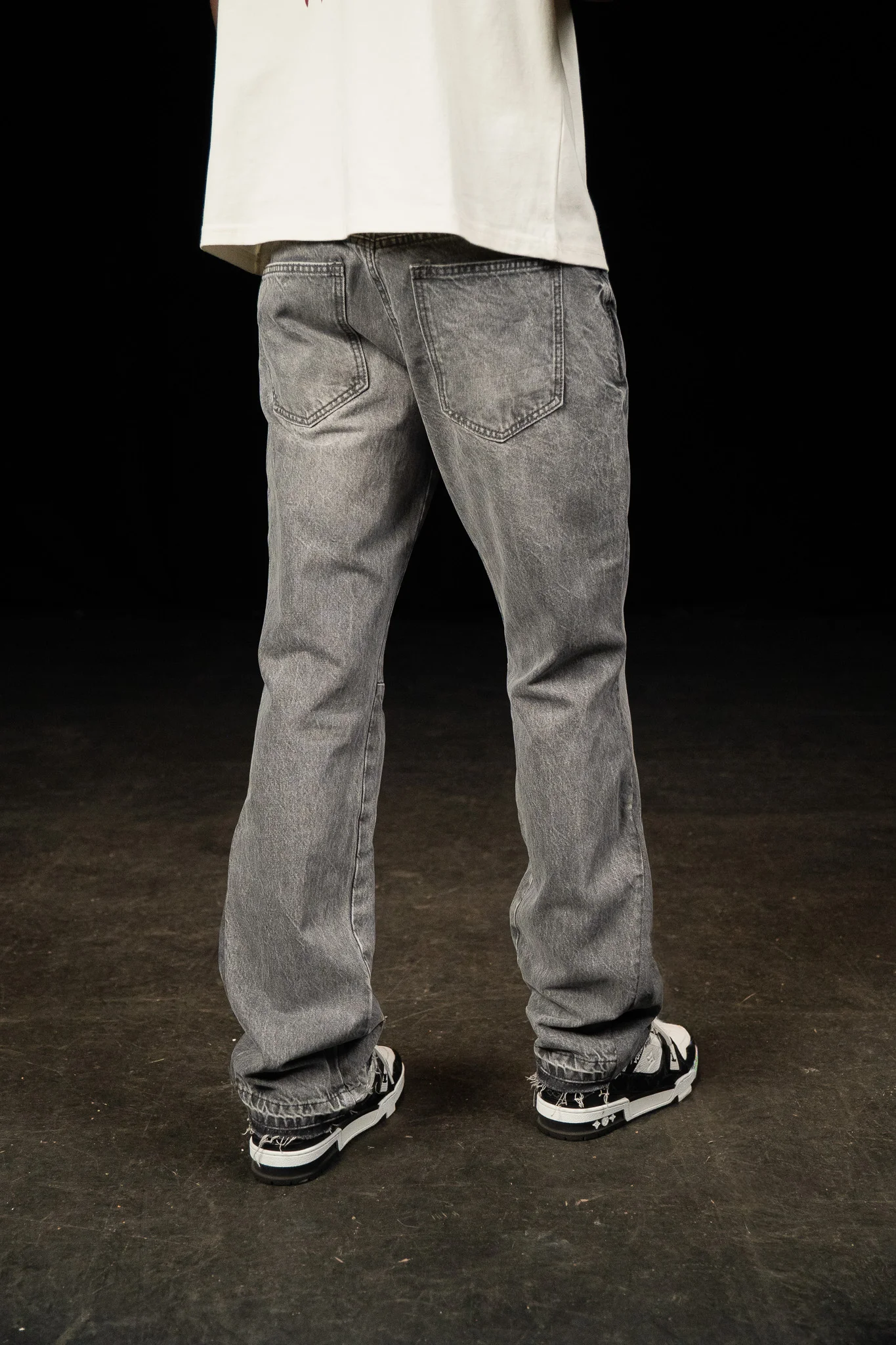 Flared Jeans - Triple Grey - Image 5