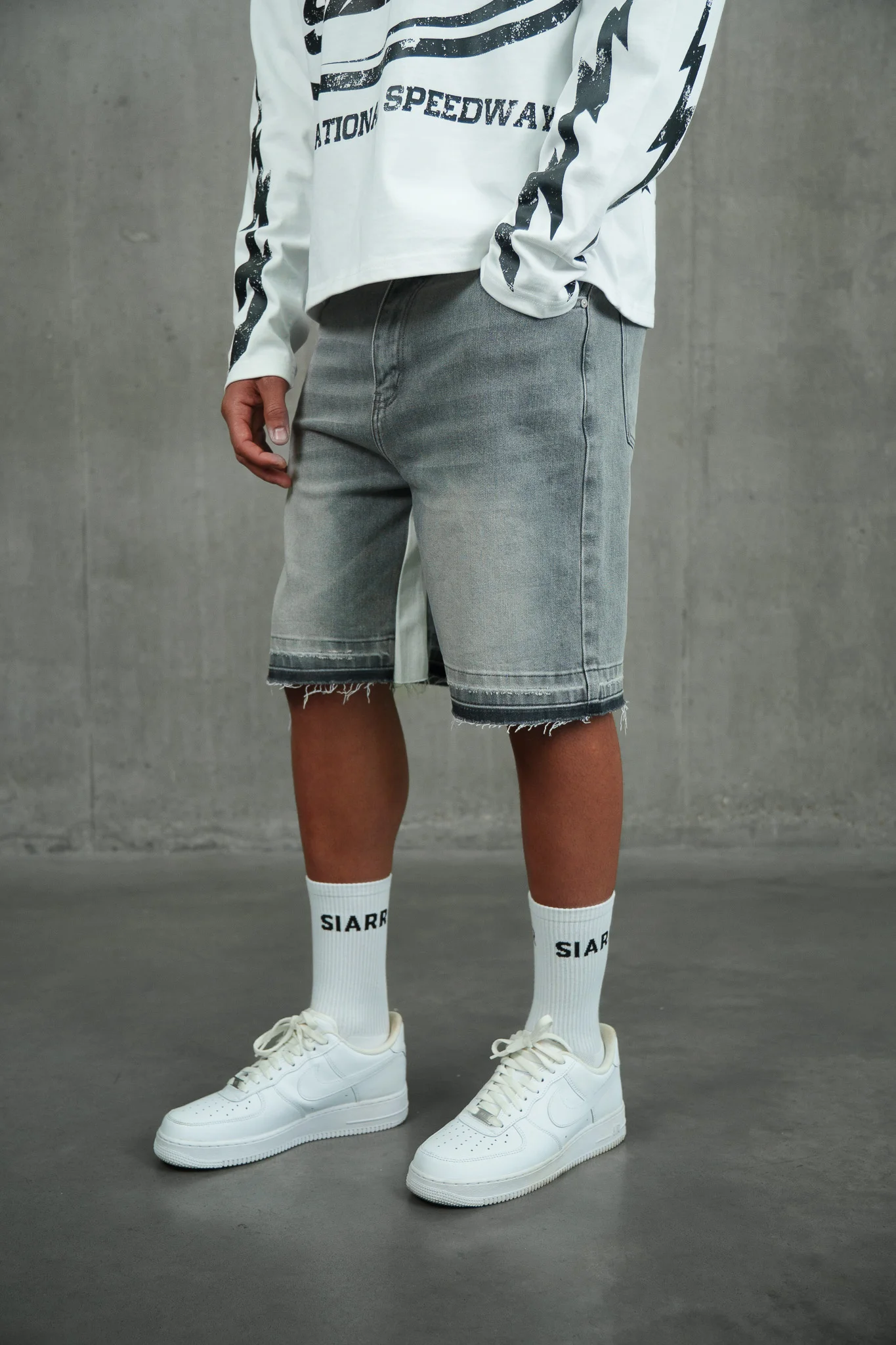 Panelled Jorts - Light Grey - Image 3