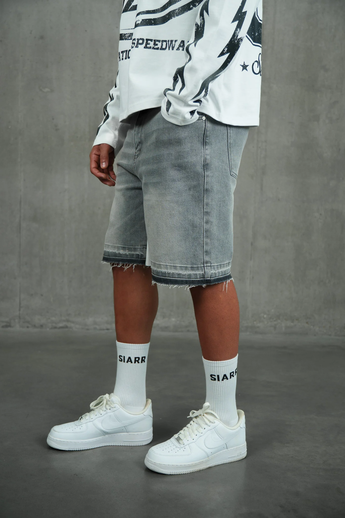 Panelled Jorts - Light Grey - Image 5